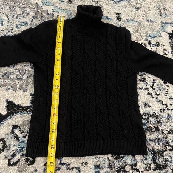 ⛔️SOLD⛔️ SHEIN Youth turtleneck sweater sz US 13-14Y - Picture 4 of 6